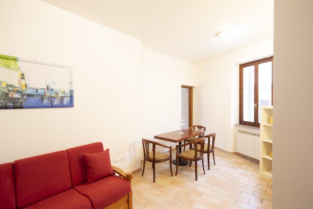 Bed And Breakfast A Foligno | B&B Giulia | Umbria | Affittacamere In Centro